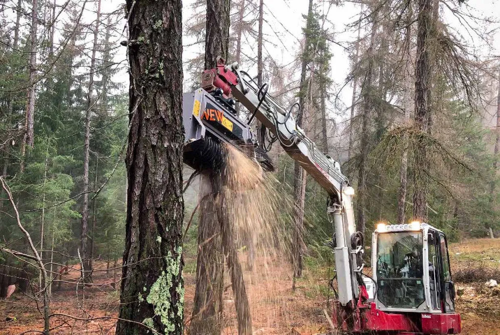 FAE Forestry Mulcher With Bite Limiter Technology | Model BL2/EX Series | 39"-49" Working Width | For Midsize Excacavator