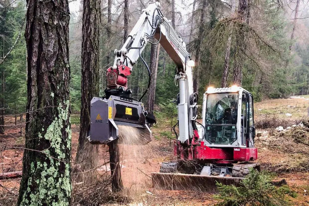 FAE Forestry Mulcher With Bite Limiter Technology | Model BL2/EX Series | 39"-49" Working Width | For Midsize Excacavator