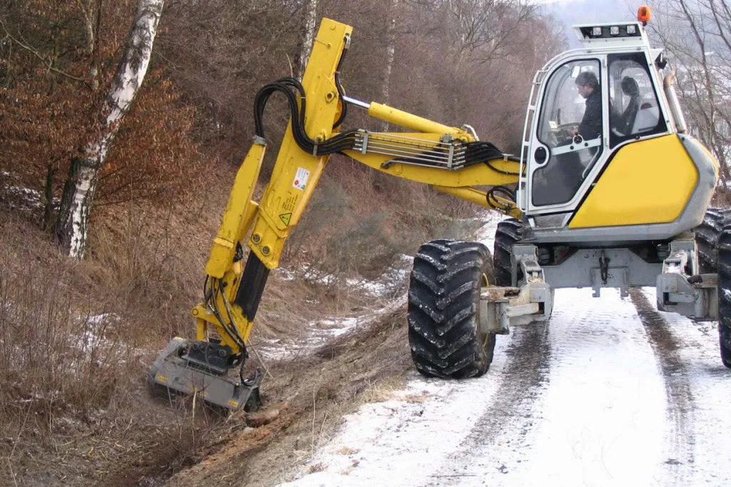 FAE Forestry Mulcher With Fixed Tooth Rotor | From 7-15 TON | Model UML/HY Series | 43"-53" Working Width | For Excavator