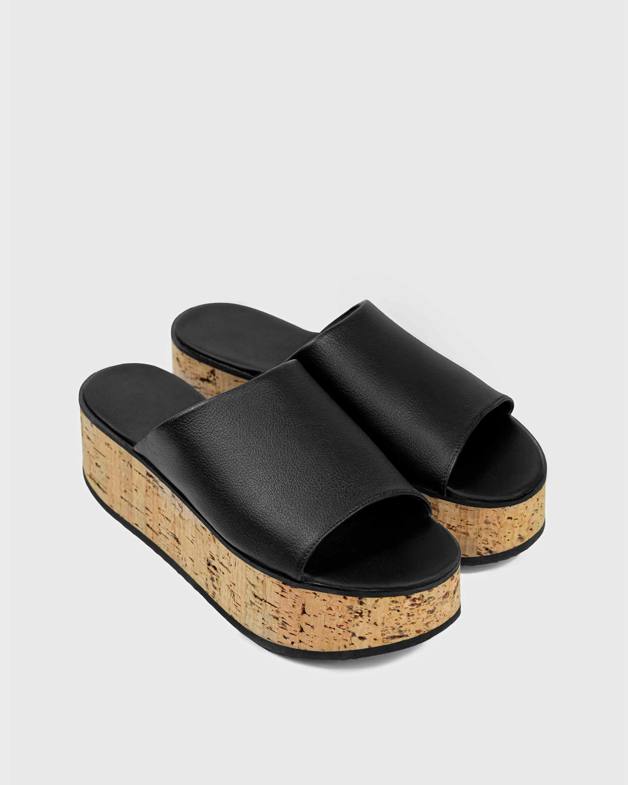 Geigi Flatforms Black grape leather sandals